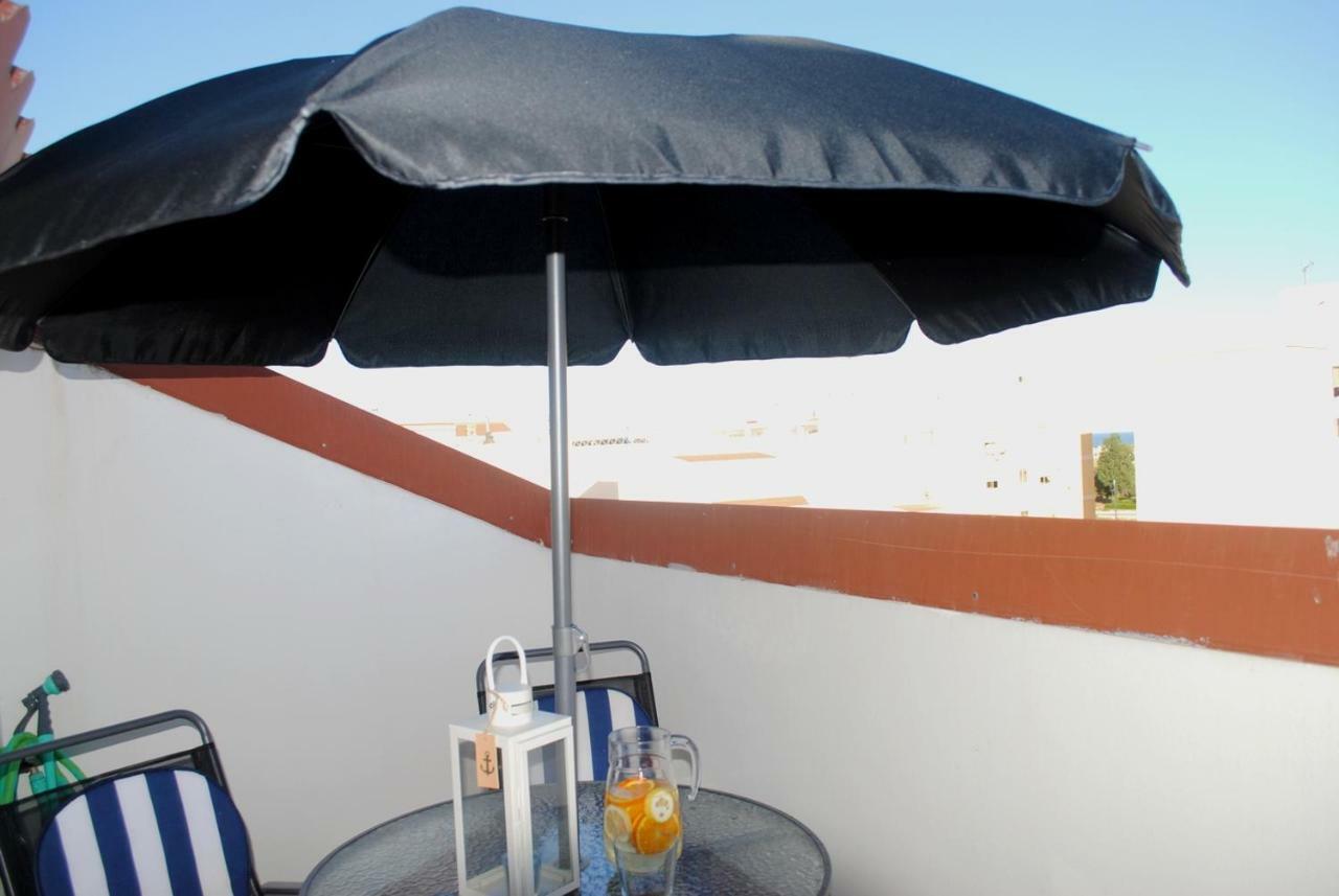 Chillout Grau De Gandia- Attico Para 6 Personas Invitamos Familias Y Jovenes, Dos Banos Eksteriør billede