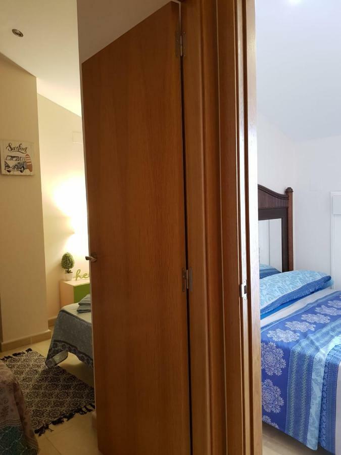 Chillout Grau De Gandia- Attico Para 6 Personas Invitamos Familias Y Jovenes, Dos Banos Eksteriør billede